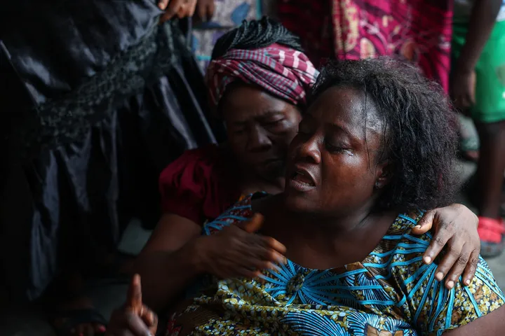 Cameroun : Des hommes armés exécutent 14 civils dont 7 enfants dans le Nord-Ouest