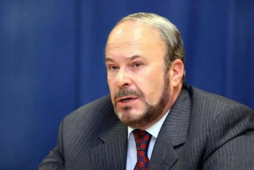 Почина поранешниот албански премиер Фатос Нано