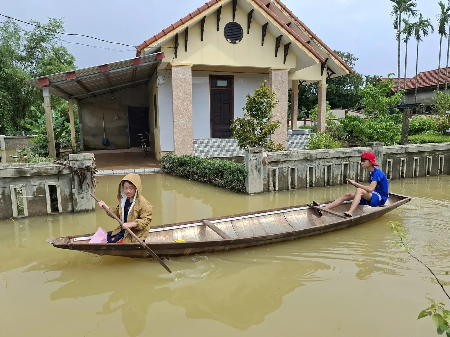 Banjir Vietnam ragut 18 nyawa, Đà Nẵng catat kerosakan teruk