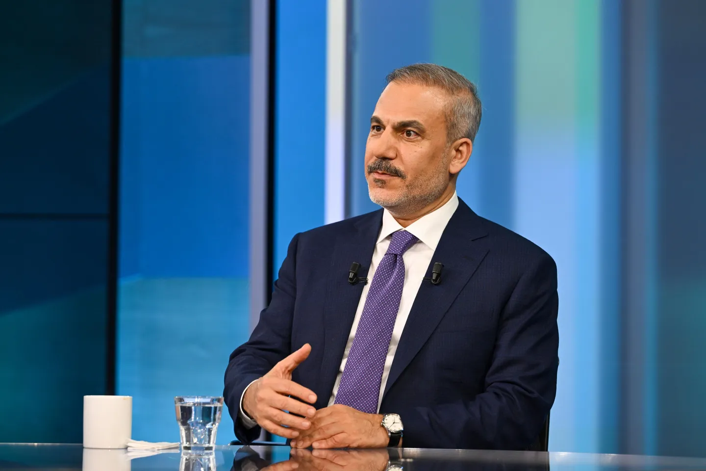 Какие вопросы Хакан Фидан обсудит в Финляндии?