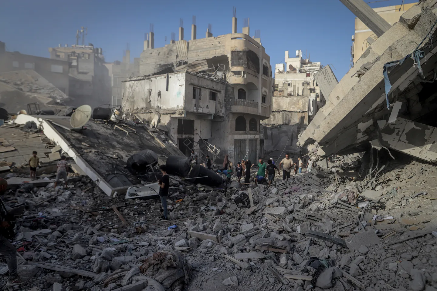 Izrael nastavio napade na Gazu uprkos Trumpovom planu: Ubijeno petero Palestinaca