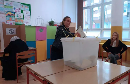 Zeničani uznemireni zbog brojnih izmjena lokacija za glasanje u spiskovima CIK-a BIH