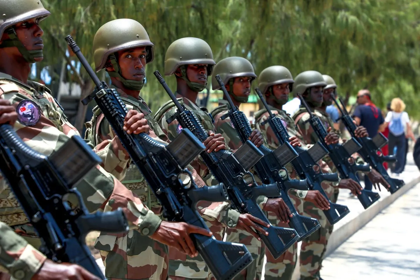 Somali officers graduate from Türkiye-Somalia military academy TURKSOM
