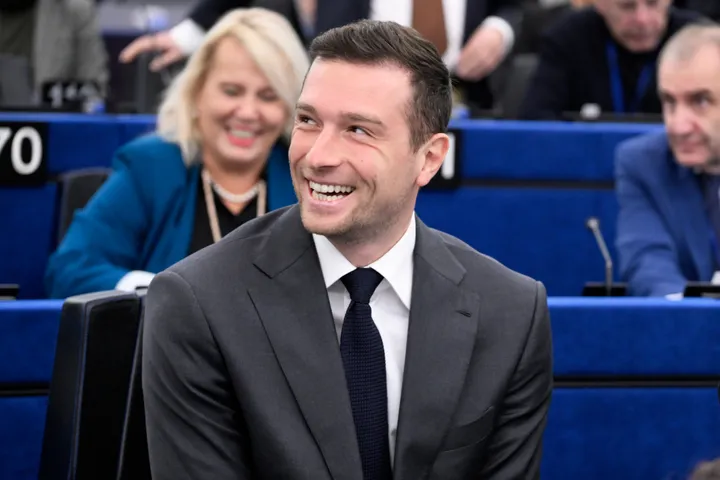 Plainte d’A/C Anti-Corruption contre Jordan Bardella, le président du RN