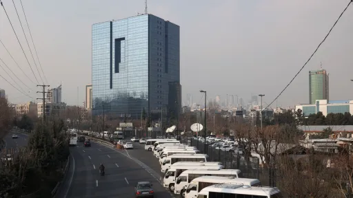 مجلس ایران حذف چهار صفر از پول ملی این کشور را به تصویب رساند