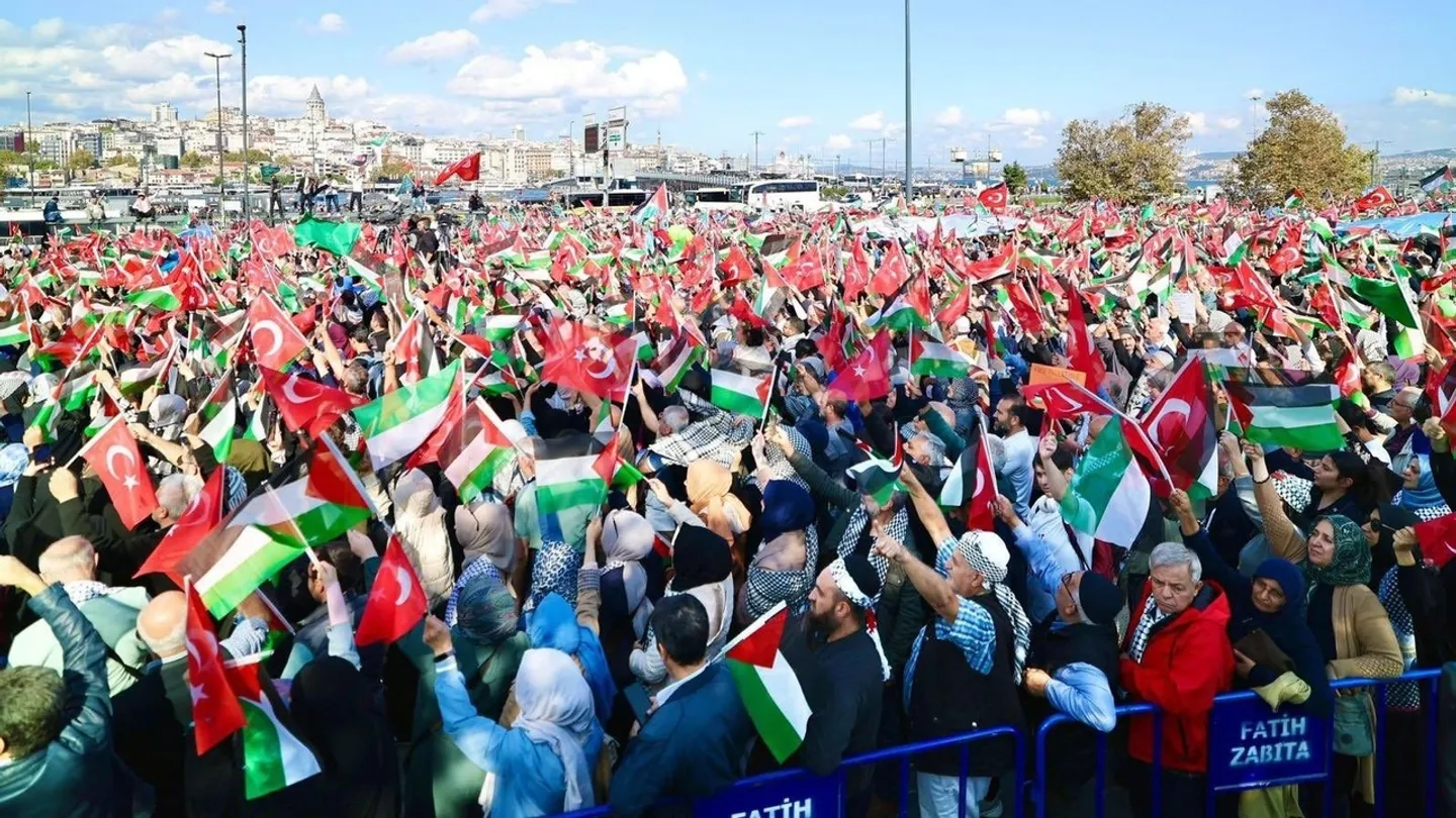 نائب الرئيس التركي: الصمود من أجل فلسطين لم يعد في البحر فقط بل أصبح في كل مكان