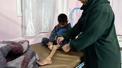 عامان من الإبادة.. سياسة التجويع الإسرائيلية تحصد أرواح أطفال غزة