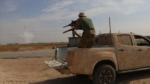 Ministri sirian i Mbrojtjes dhe komandanti i SDF-së pajtohen për armëpushim në veri të Sirisë