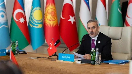 Ministri i Jashtëm turk: ​​Paqja e qëndrueshme e mundur nëpërmjet unitetit midis shteteve turke