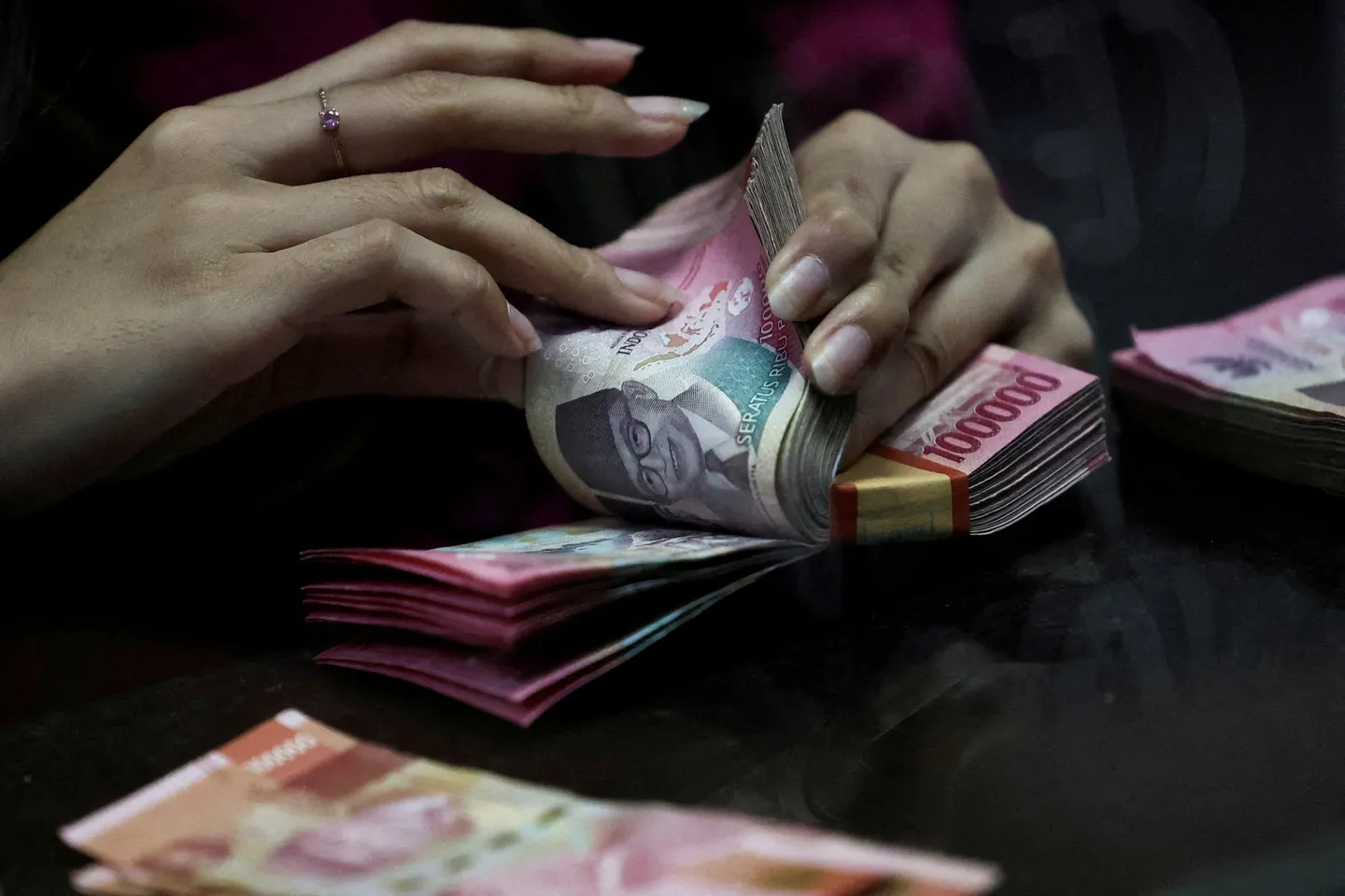 Sentimen pasar positif dorong rupiah menguat di tengah meredanya perang dagang AS-China