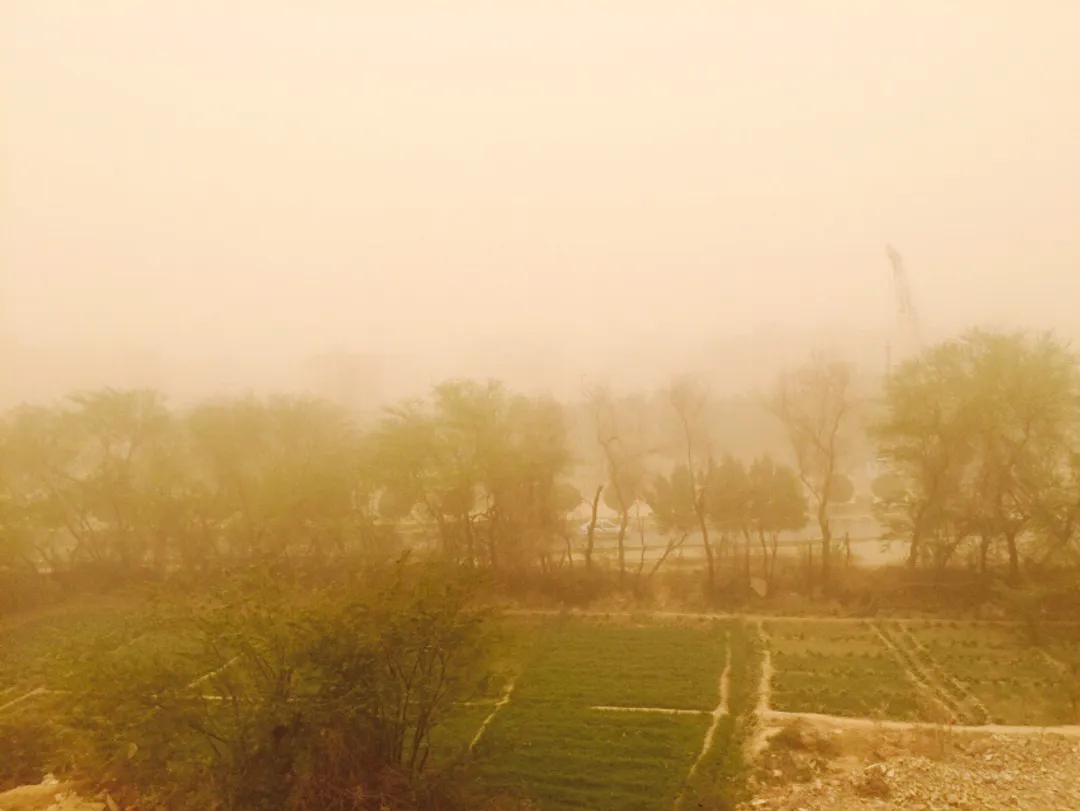 آلودگی شدید هوا در خوزستان ایران؛ چندین شهر در وضعیت قرمز قرار گرفتند