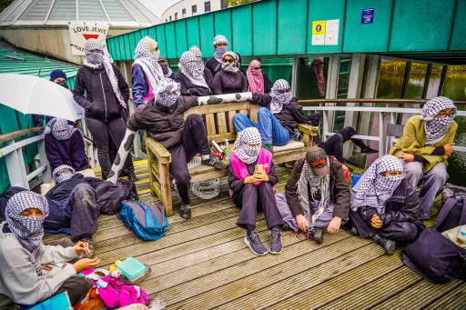 Bezetting Radboud-gebouw door pro-Palestijnse studenten eindigt met 23 arrestaties