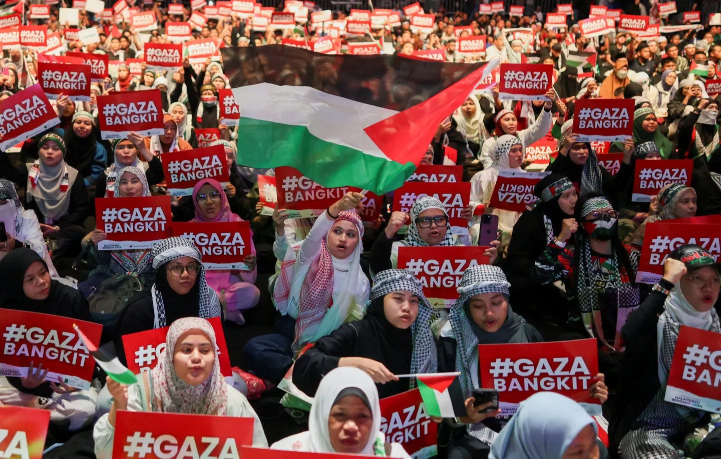 Anwar Ibrahim puji keberanian wira Global Sumud Flotilla Malaysia