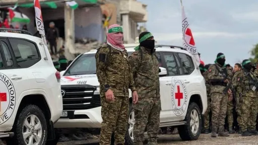 مفاوضات موسعة في شرم الشيخ بشأن غزة.. وحماس: انضمام تركيا وقطر يضيّق مناورات نتنياهو لإفشالها