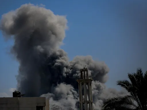 Autoridades: Israel matou 118 palestinianos em Gaza desde o apelo de Trump para cessar-fogo em Gaza