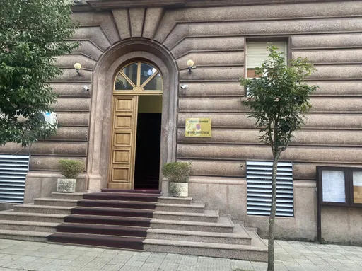 Gjykata Kushtetuese e Shqipërisë pezullon zgjedhjet lokale në Tiranë