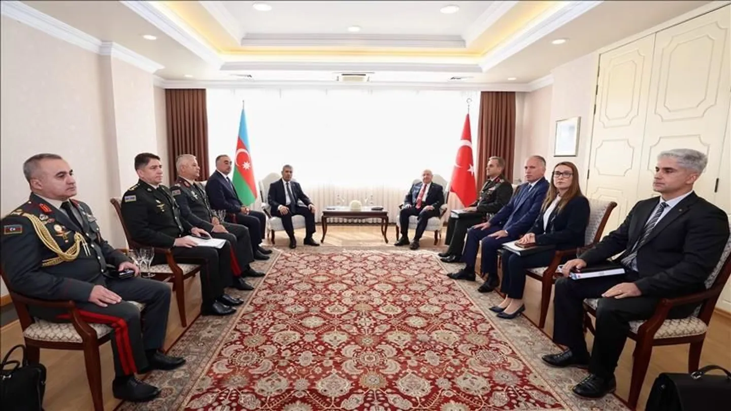 Mbahet në Ankara takimi trepalësh ministror i mbrojtjes Türkiye-Azerbajxhan-Gjeorgji