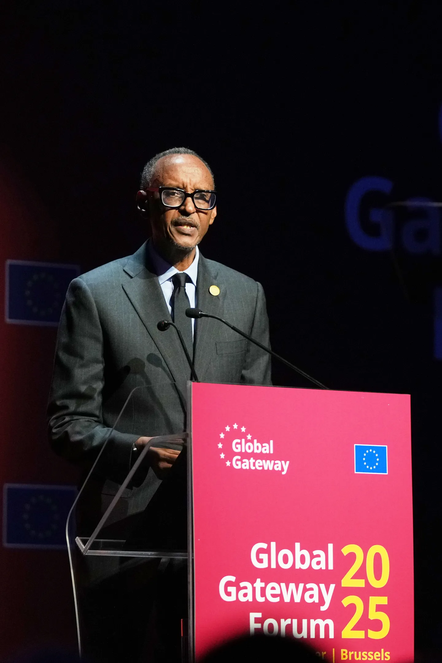 President DRC roept Rwanda in Brussel op tot ‘vrede tussen moedigen’