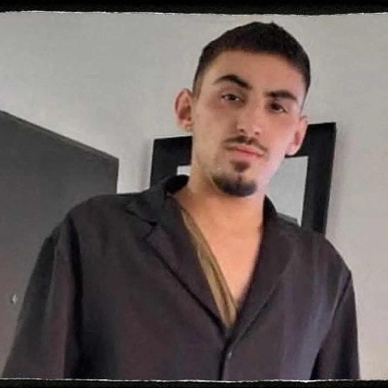 ישראלים תוקפים שבוי לשעבר על קריאתו לכבוד לערבים