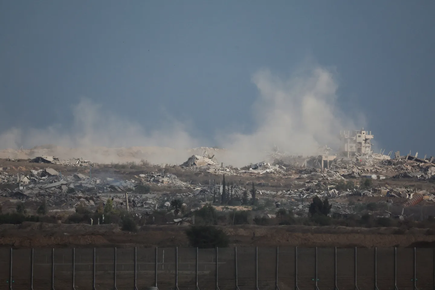 Zvaničnik Bijele kuće: Očekuje se da će izraelski taoci u Gazi biti pušteni u ponedjeljak