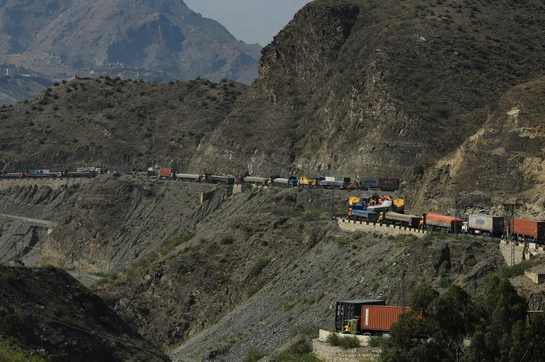 Pakistan reopens key Torkham border crossing for Afghan refugee return after two-week closure