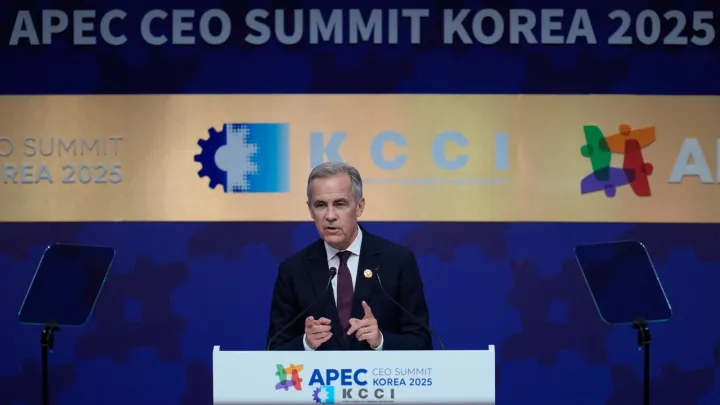 “A era do comércio baseado em regras acabou”, diz Carney, ao reunir-se com Xi para reactivar laços