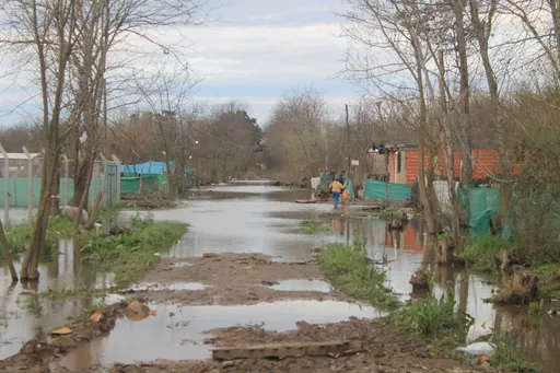 "Es difícil tener una vida digna": así impacta el cambio climático a barrios humildes de Argentina