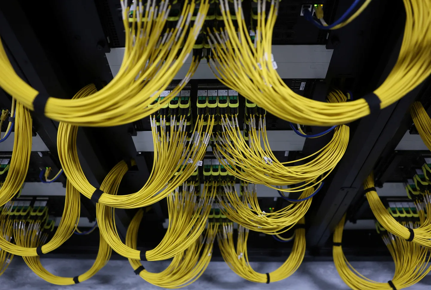 Նրանք ունեն փողը և չիպերը, ի՞նչն է հիմա խանգարում տեխնոլոգիական հսկաներին