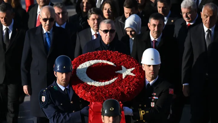 Türkiye comemora o 87.º aniversário da morte de Atatürk