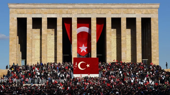 هشتاد و هفتمین سالگرد درگذشت آتاترک؛ معمار جمهوری ترکیه