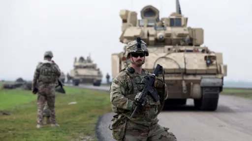 У США кончились деньги на военные базы?