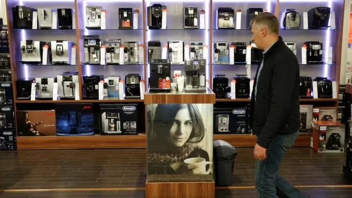 Россиян заставят платить за иностранную технику?