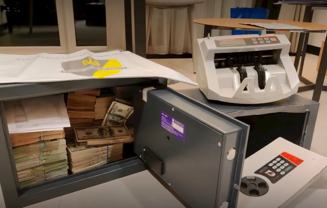 Timur Mindich, a key ally of Zelenskyy, departs Ukraine amid $100M corruption charges