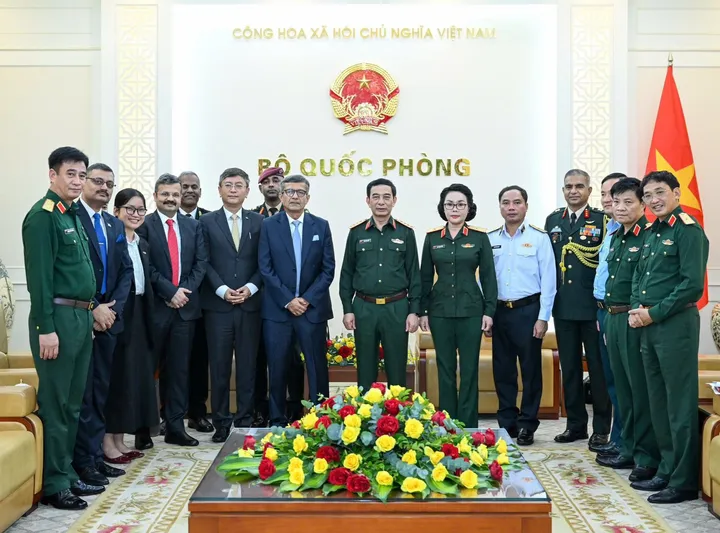 भारत और वियतनाम रक्षा संबंधों को मजबूत करने की दिशा में आगे बढ़ रहे हैं
