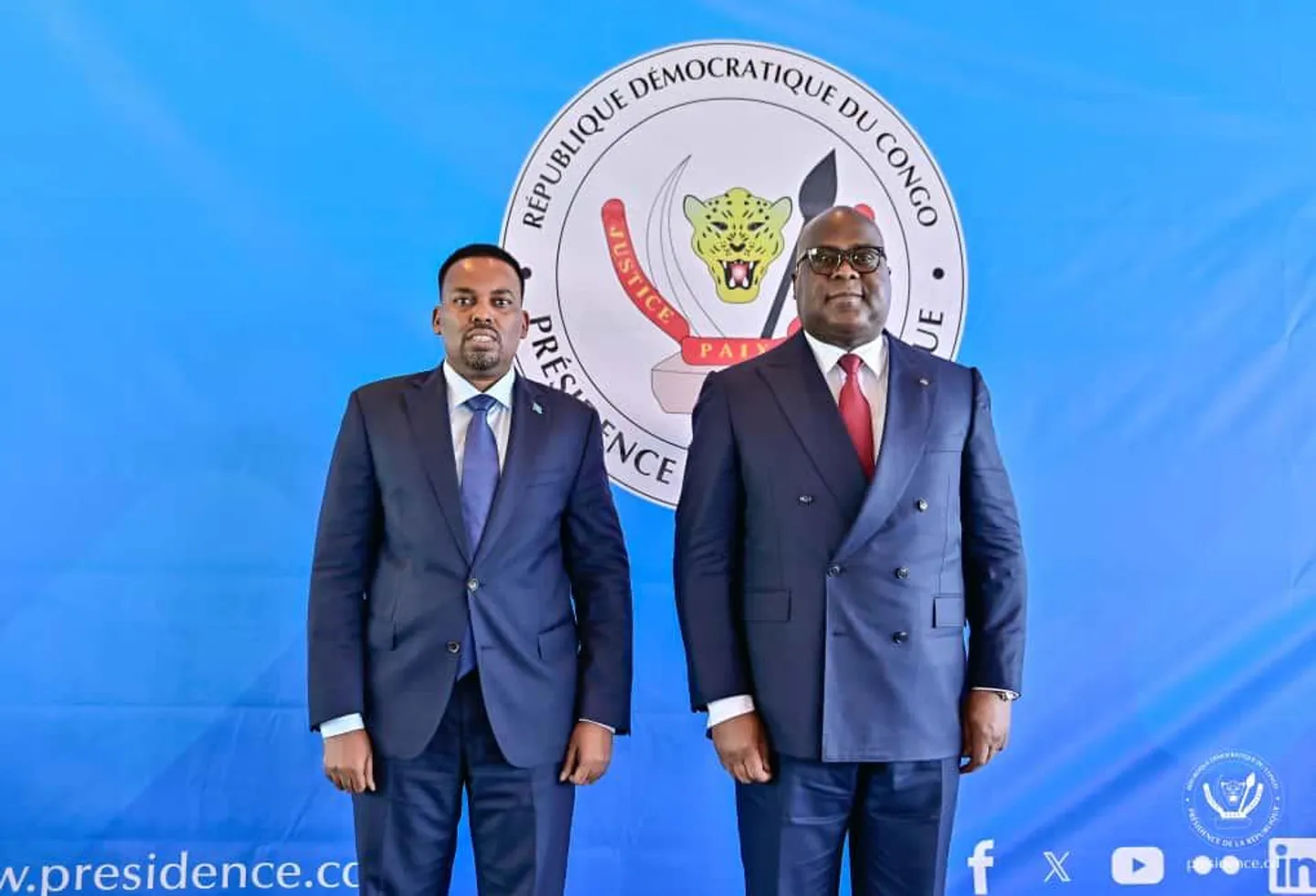 Madaxweynaha DRC oo warqadaha aqoonsiga ka guddoomay Safiirka cusub ee Soomaaliya