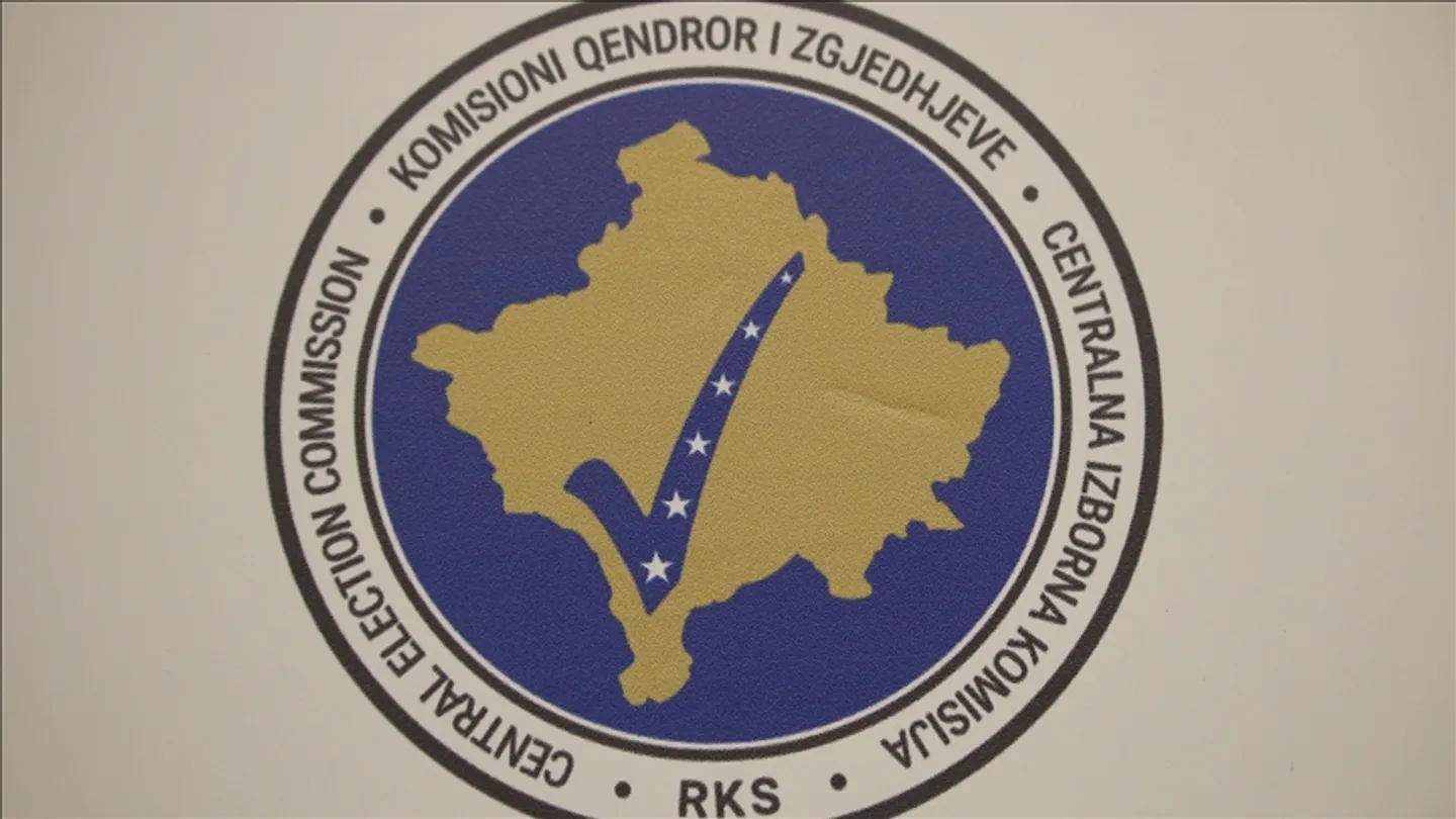 Kosovë, KQZ-ja pranon sqarim lidhur me gabimin në disa fletëvotime në Mitrovicën jugore dhe Gjakovë