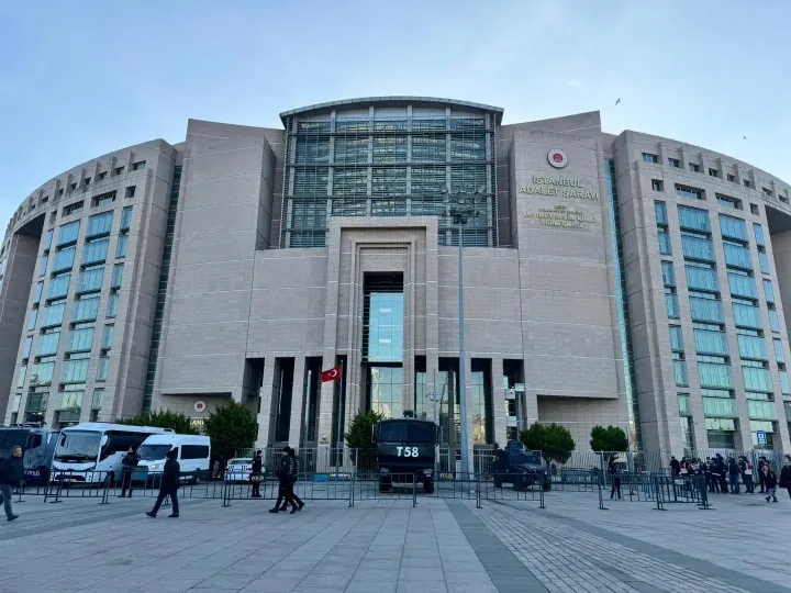 Экс-мэру Стамбула предъявлены обвинения в коррупции