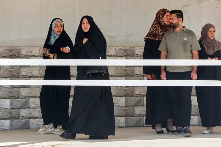 العراق.. نسبة المشاركة في الانتخابات البرلمانية بلغت 56.11% والنتائج الأولية تُعلن مساء الأربعاء