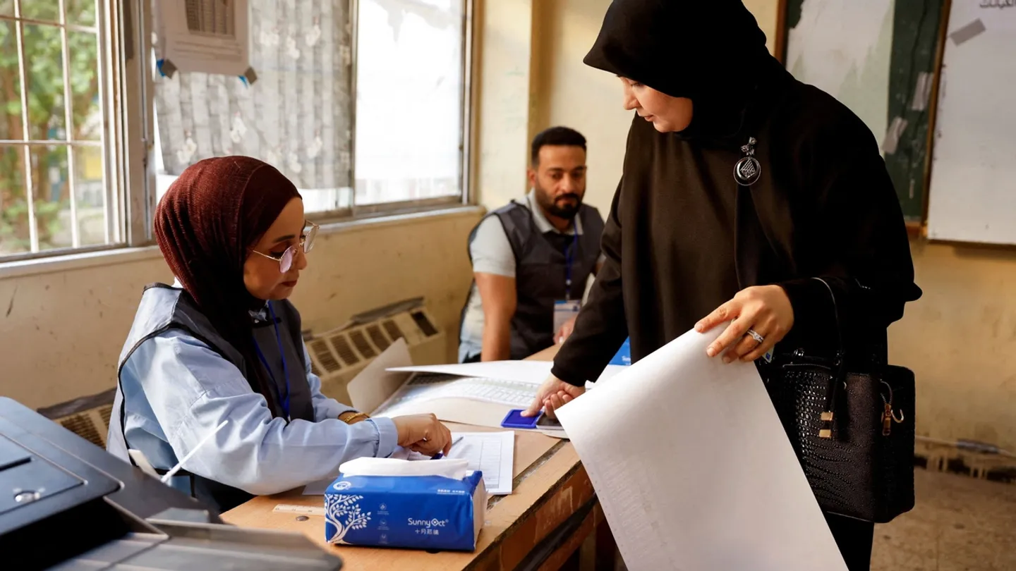 Iraquianos foram as urnas para eleições legislativas críticas com um resultado fragmentado à vista