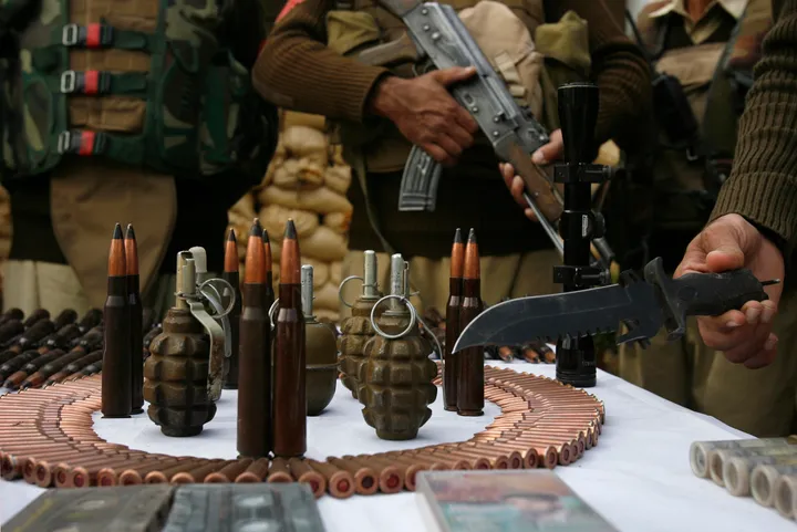 پاکستان مسلح افواج  نے ملٹری کالج حملے میں ملّوث پانچوں دہشت گرد جہنم واصل کر دیئے ہیں