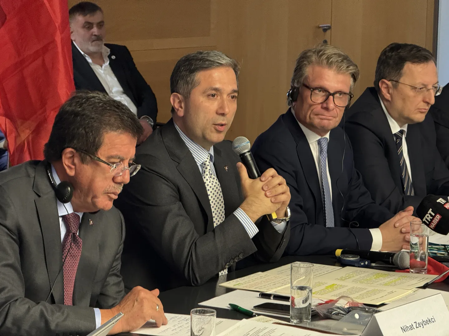 Imamoğlu-Inhaftierung: AK-Partei-Außenbeauftragter kontert Kritik von SPD-Abgeordneten Karaahmetoğlu