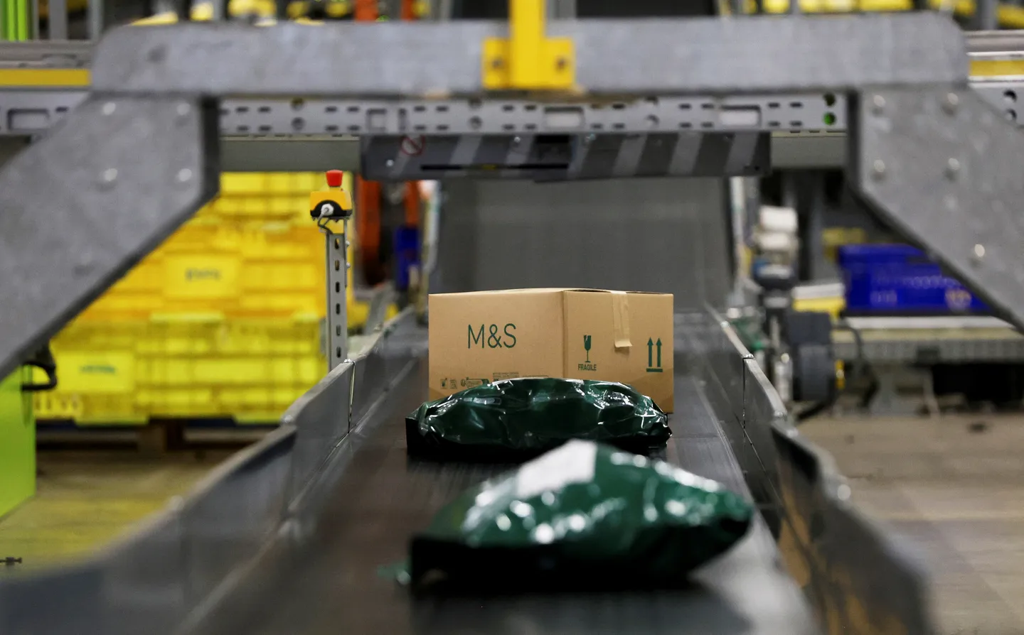 UE znosi zwolnienia celne dla paczek poniżej 150 euro