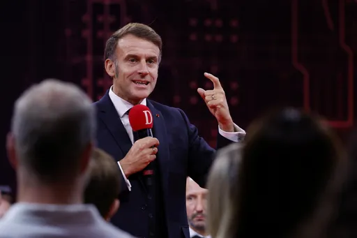 Macron želi zabranu društvenih mreža za maloljetnike na nivou EU