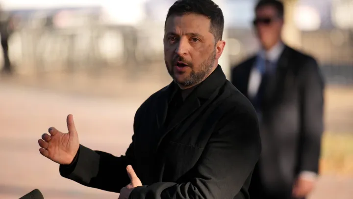 Два министра подали в отставку на фоне коррупционного скандала в Украине