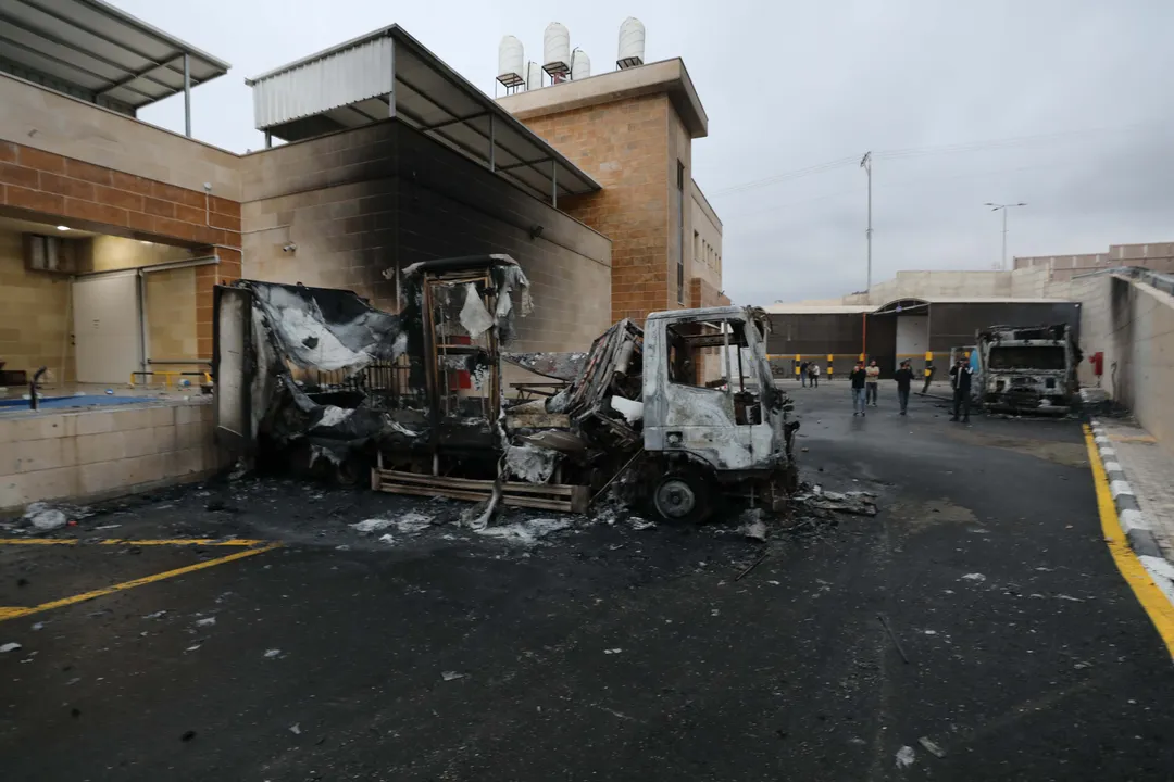 İordan çayının qərb sahilində qeyri-qanuni israilli köçkünlər məscidi yandırıblar