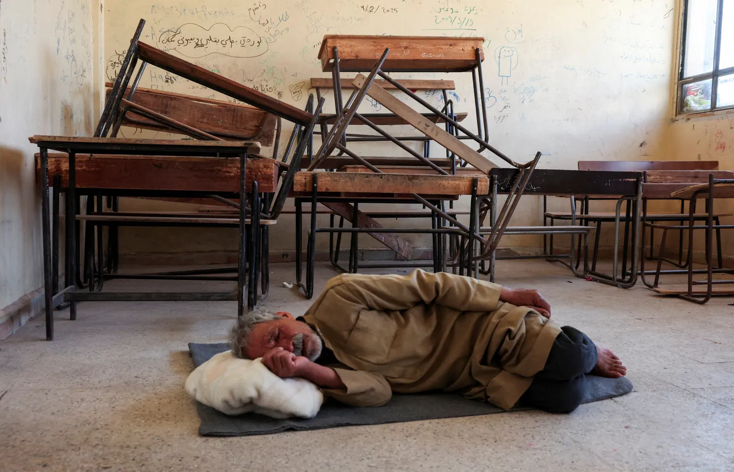 Paralysie du sommeil, ensorcellement ou perturbation naturelle ?