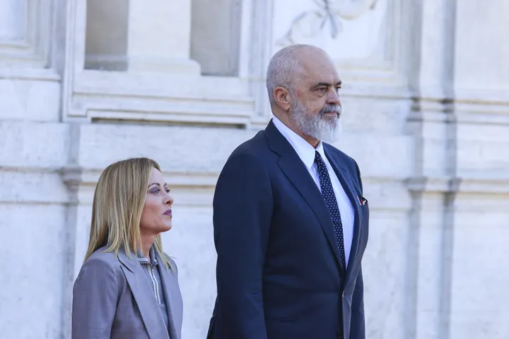 Meloni: Mnogi pokušavaju usporiti model o migrantima s Albanijom, ali on ide naprijed