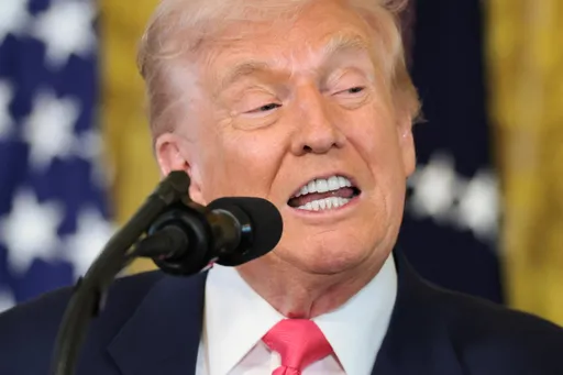 Trump compte refuser le visa américain aux personnes obèses