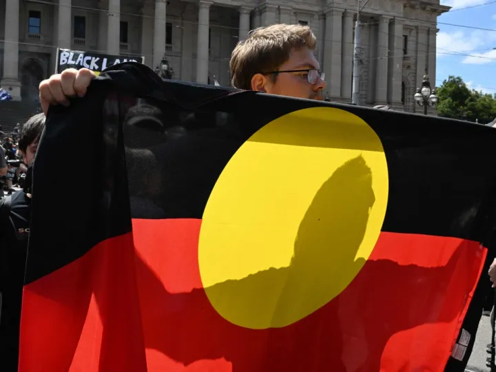 Estado de Victoria celebra acordo que concede aos povos indígenas australianos maiores poderes
