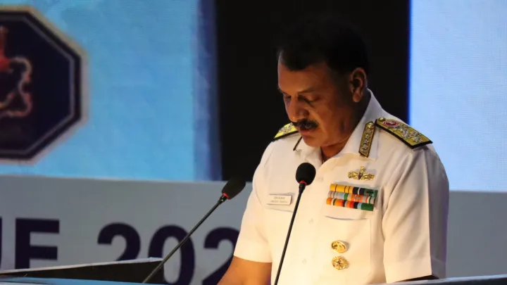 भारतीय नौसेना प्रमुख समुद्री संबंधों को मजबूत करने के लिए पांच दिवसीय अमेरिकी यात्रा पर रवाना